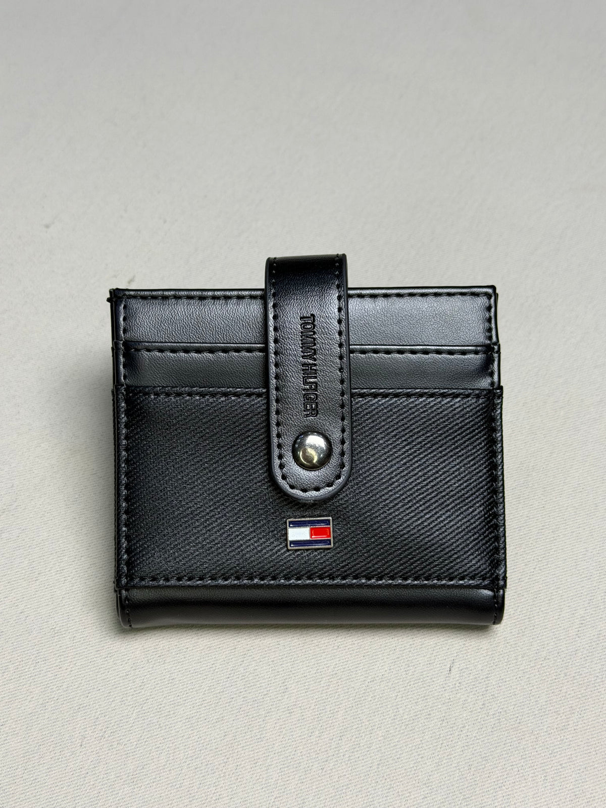 TOMMMY CARDHOLDER